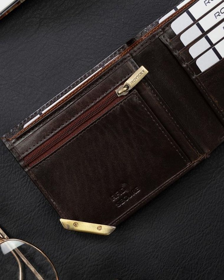 Portfel, brązowy, skórzany, RFID, Rovicky