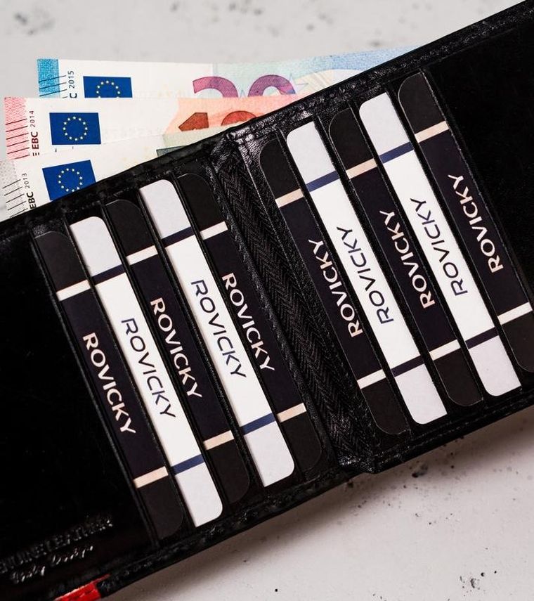 Portfel, czarno-czerwony, skórzany, RFID, Rovicky