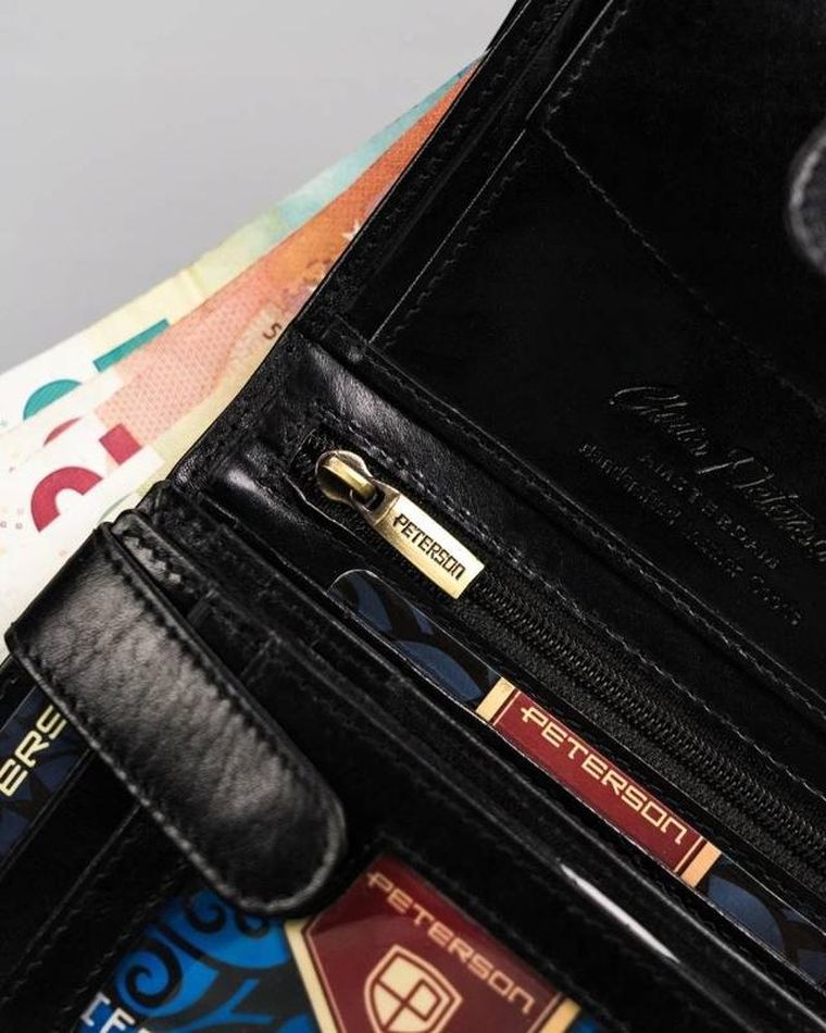 Portfel, czarny, skórzany, Peterson