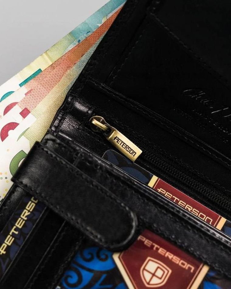 Portfel, czarny, skórzany, Peterson