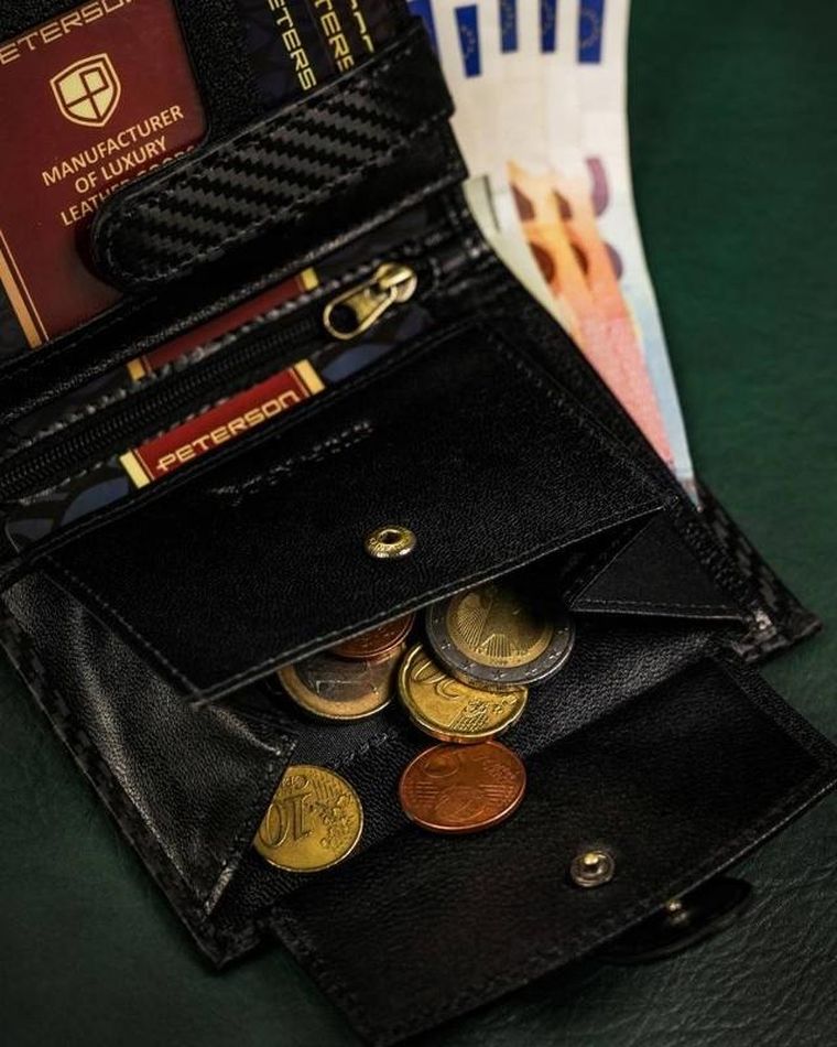 Portfel, czarny, skórzany, Peterson