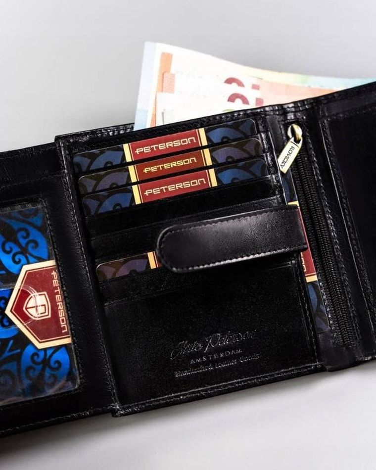 Portfel, czarny, skórzany, Peterson