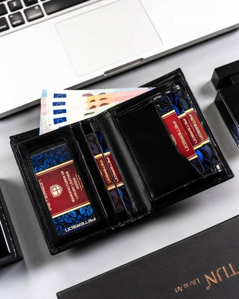 Portfel, czarny, skórzany, Peterson