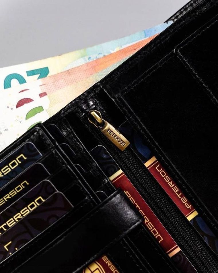 Portfel, czarny, skórzany, Peterson