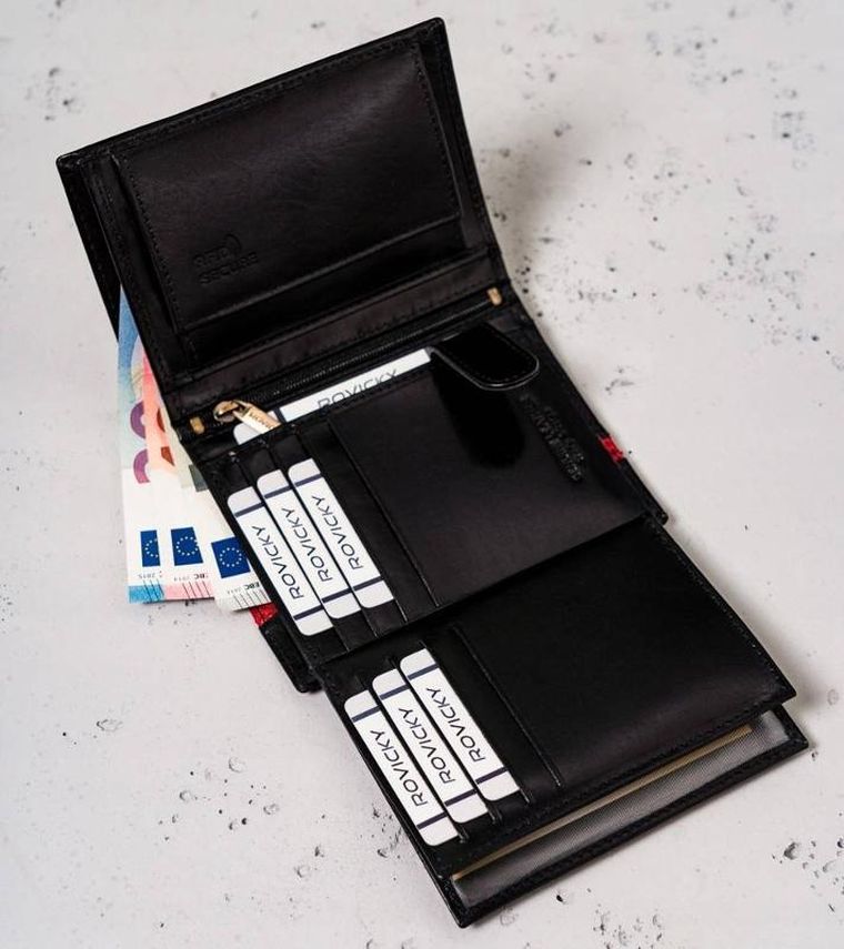 Portfel, czarny, skórzany, Peterson