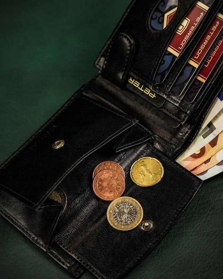 Portfel, czarny, skórzany, Peterson