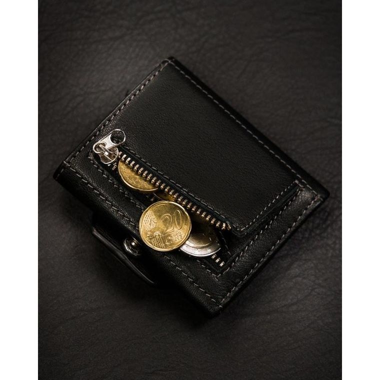 Portfel, czarny, skórzany, Peterson