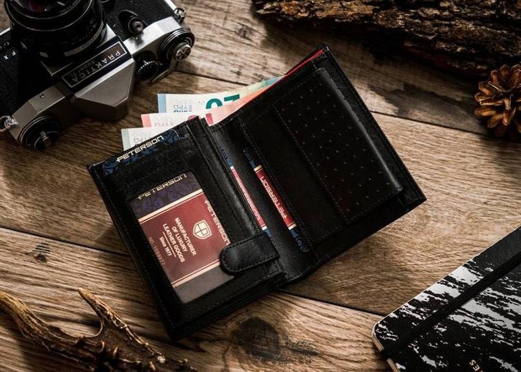 Portfel, czarny, skórzany, RFID, Peterson