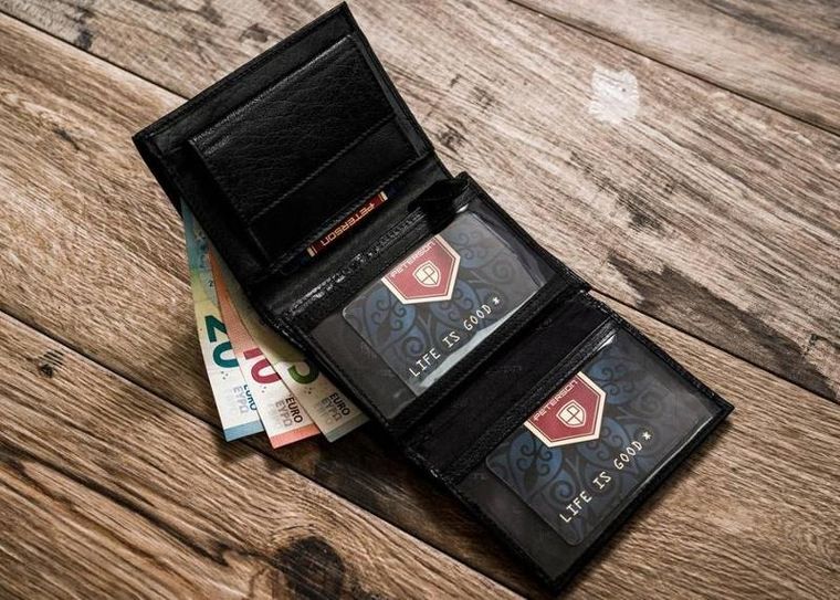 Portfel, czarny, skórzany, RFID, Peterson