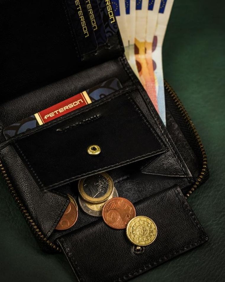 Portfel, czarny, skórzany, RFID, Peterson
