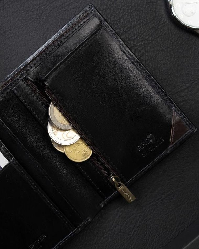 Portfel, czarny, skórzany, RFID, Rovicky