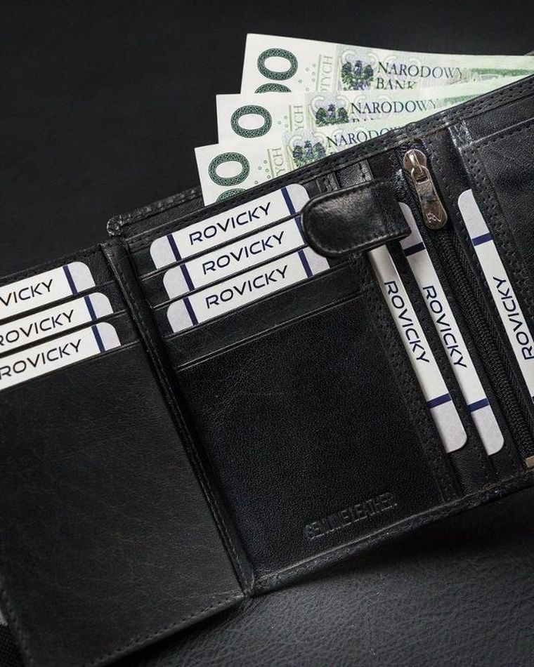Portfel, czarny, skórzany, RFID, Rovicky