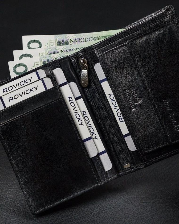 Portfel, czarny, skórzany, RFID, Rovicky