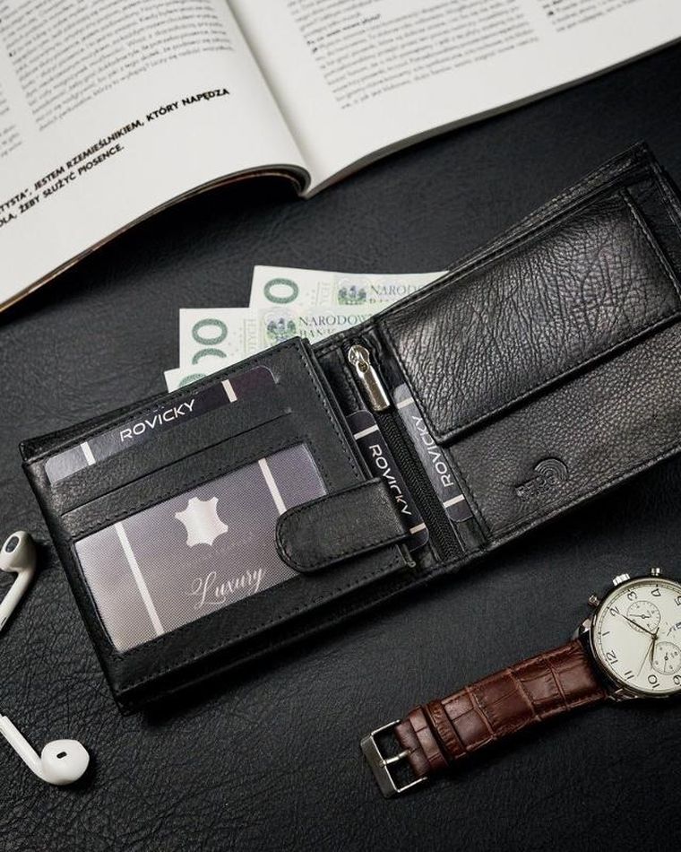 Portfel, czarny, skórzany, RFID, Rovicky