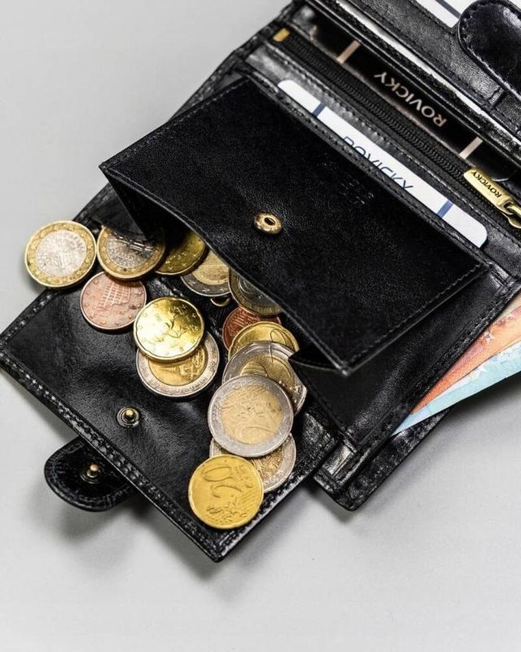 Portfel, czarny, skórzany, RFID, Rovicky