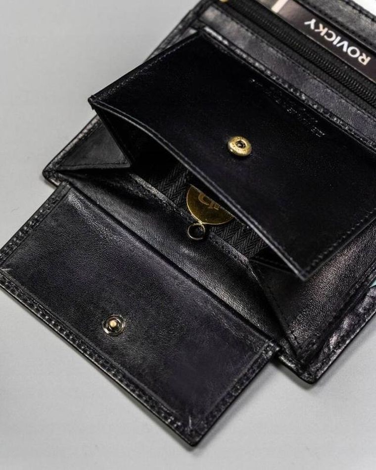 Portfel, czarny, skórzany, RFID, Rovicky