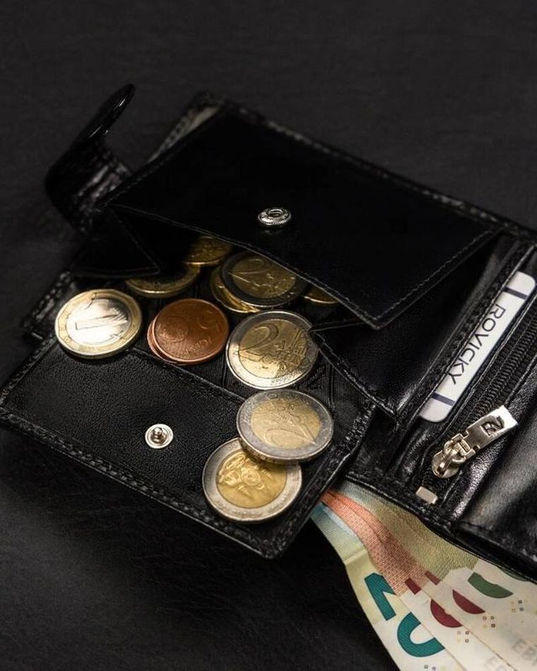 Portfel, czarny, skórzany, RFID, Rovicky