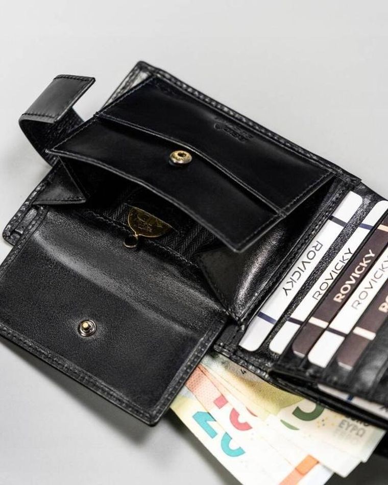 Portfel, czarny, skórzany, RFID, Rovicky