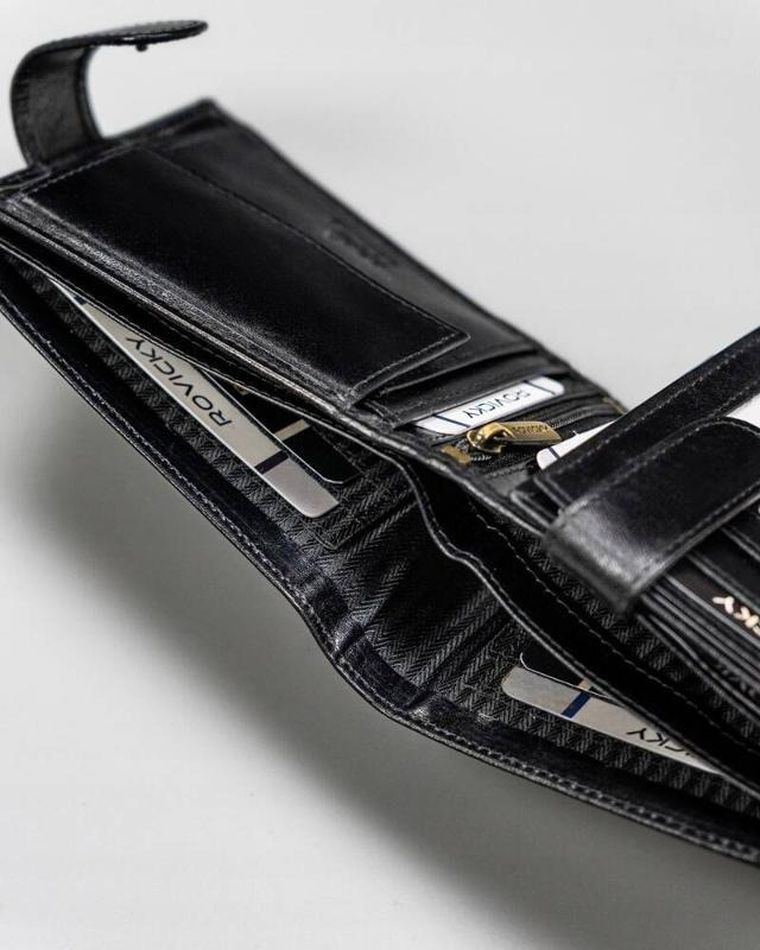 Portfel, czarny, skórzany, RFID, Rovicky