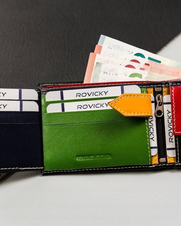 Portfel, czarny, skórzany, RFID, Rovicky