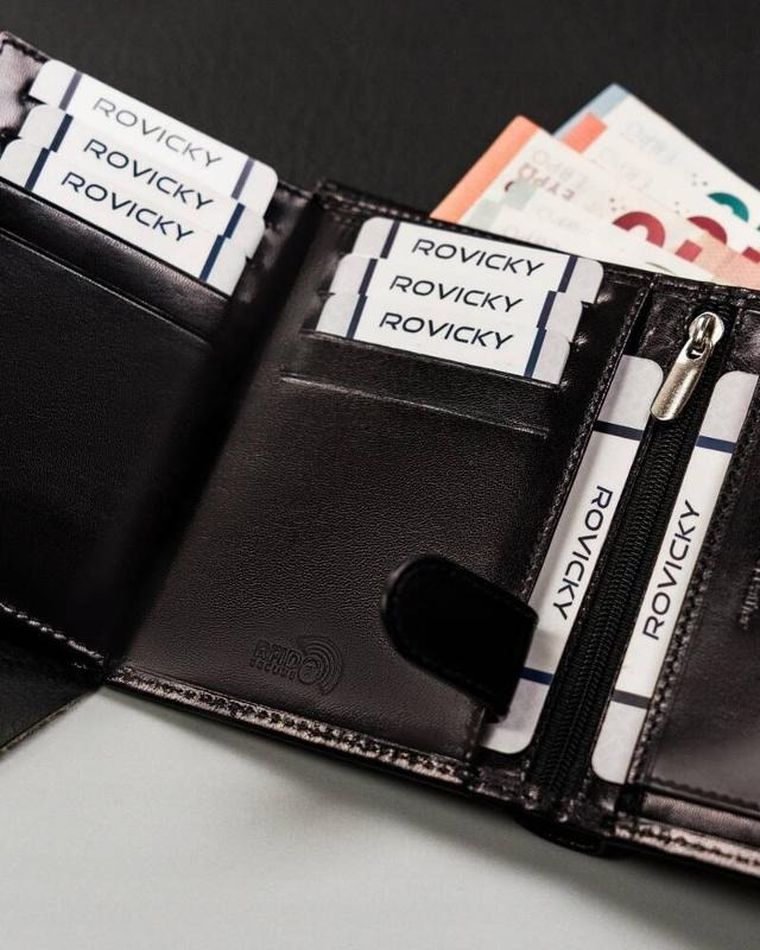 Portfel, czarny, skórzany, RFID, Rovicky
