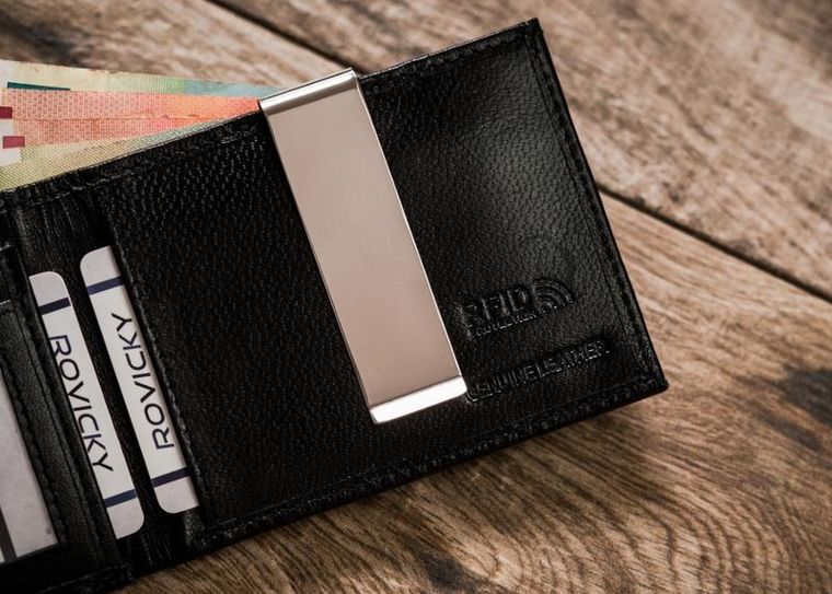 Portfel, czarny, skórzany, Rovicky