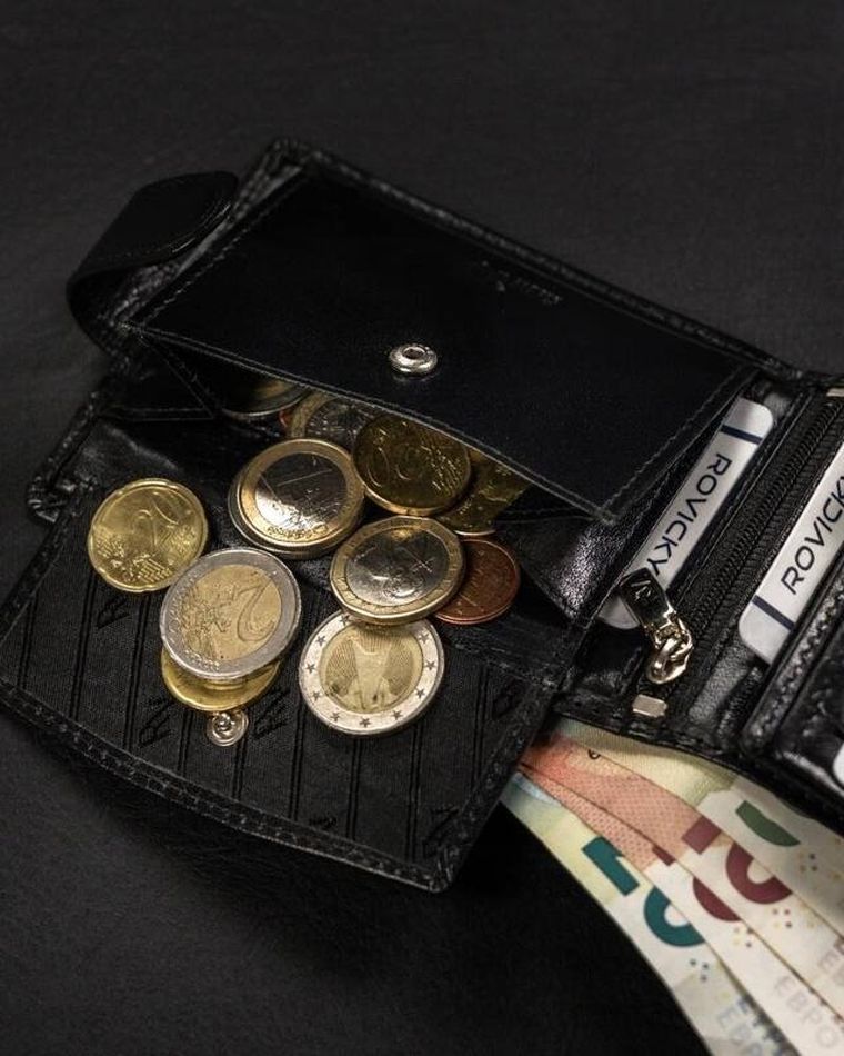 Portfel, czarny, skórzany, Rovicky