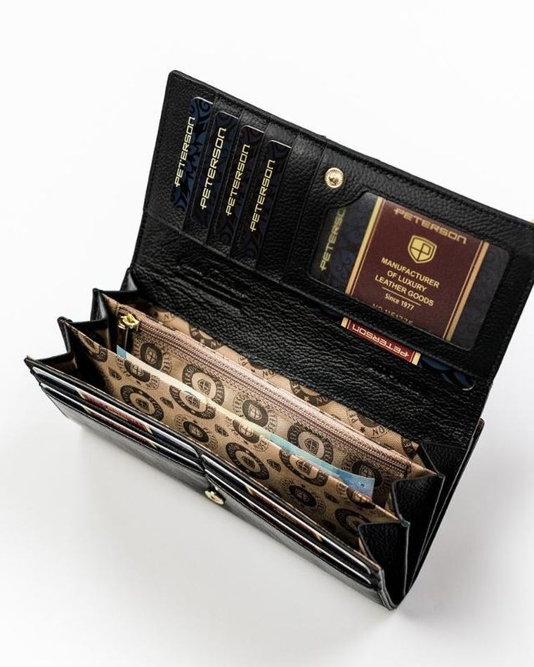 Portfel, czarny, skórzany, wężowy wzór, Peterson