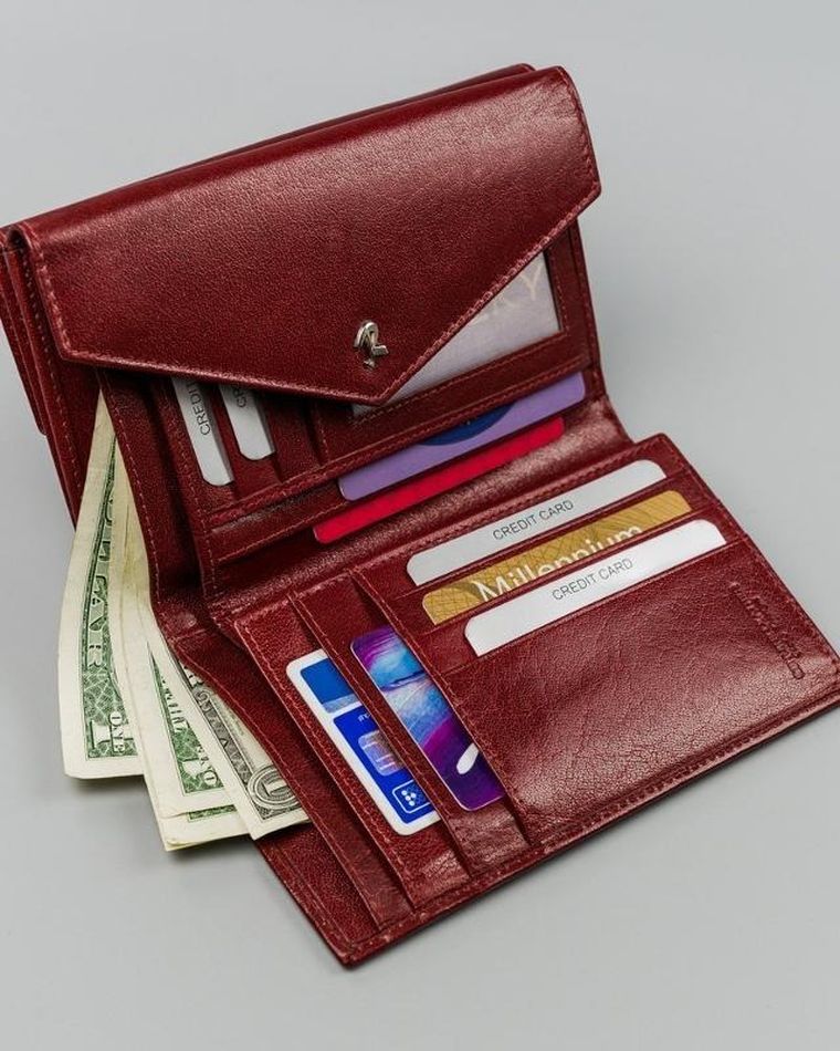 Portfel, czerwony, skórzany, Rovicky