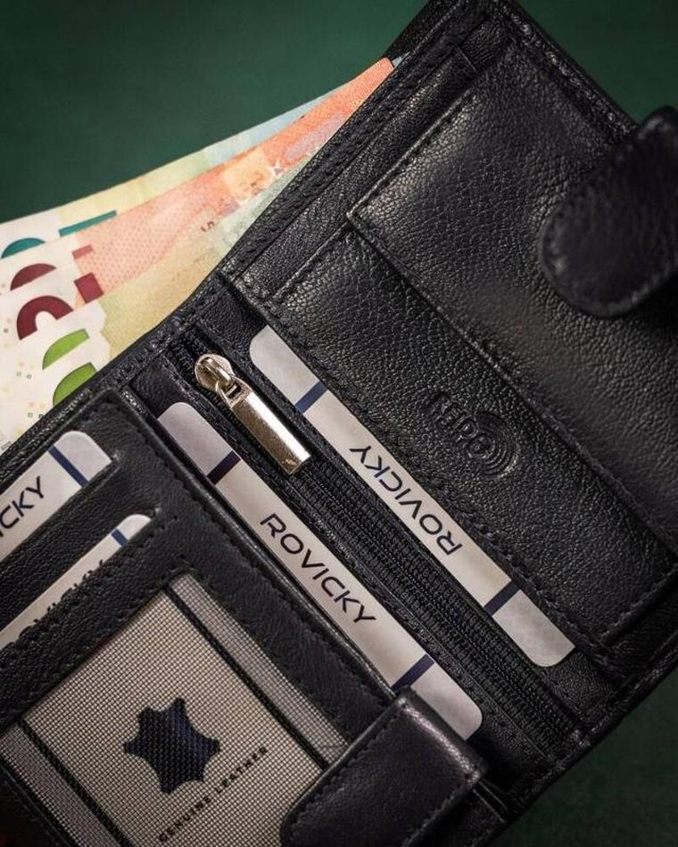 Portfel, granatowy, skórzany, RFID, Rovicky