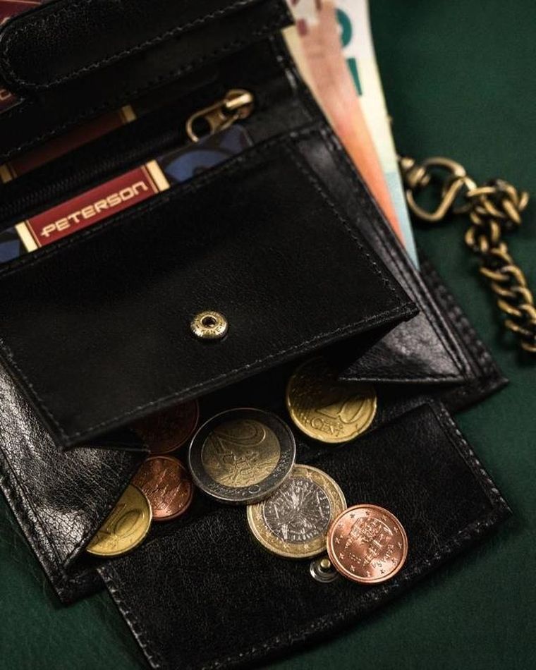 Portfel z łańcuszkiem, czarny, skórzany, Peterson