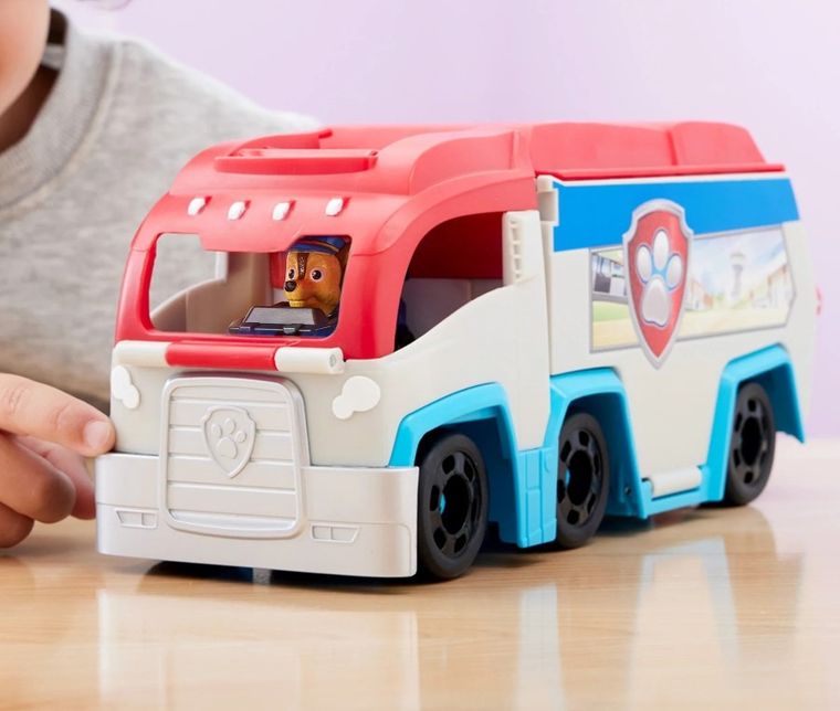 Psi Patrol, Pups Squad, Patrolowiec z wyścigówką Chase'a