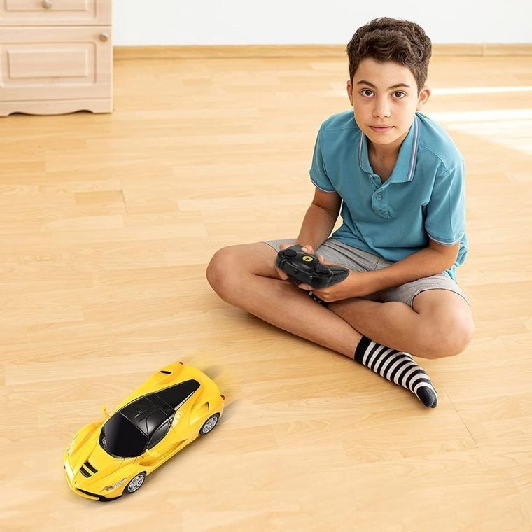 Rastar, Ferrari LaFerrari, pojazd zdalnie sterowany, żółty, 1:24