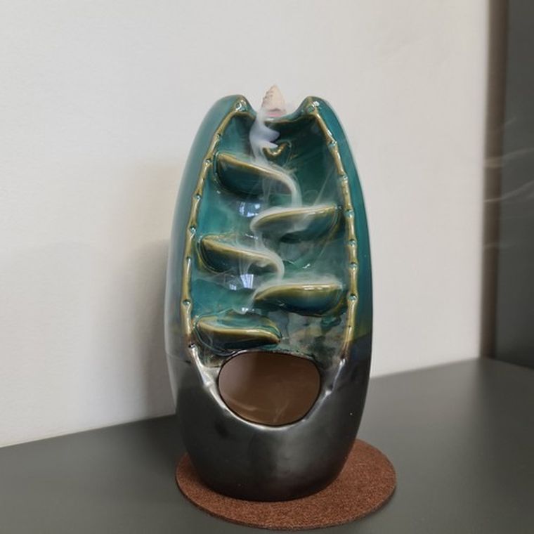 Ruhhy, kominek zapachowy, wodospad