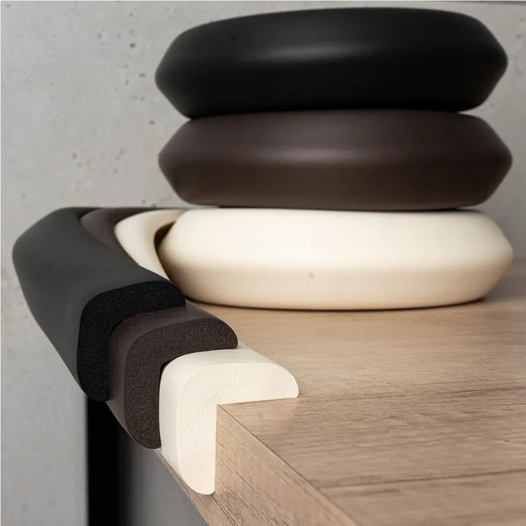 Sipo, piankowa taśma zabezpieczająca ostre krawędzie mebli, 2 metry, brązowa