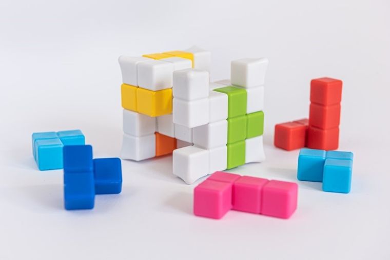 Smart Games, Plug & Play Puzzler, wersja angielska, gift box, gra logiczna