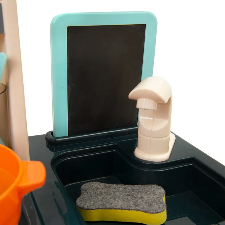 Smiki, kuchnia dla dzieci z akcesoriami, światło i dźwięk