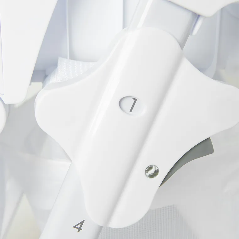 Smiki, Miś, krzesełko do karmienia