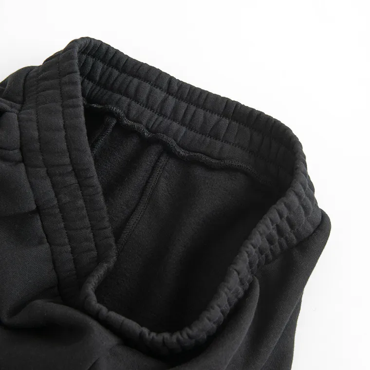 Spodnie dresowe z szeroką nogawką o kroju oversize NOWEAR