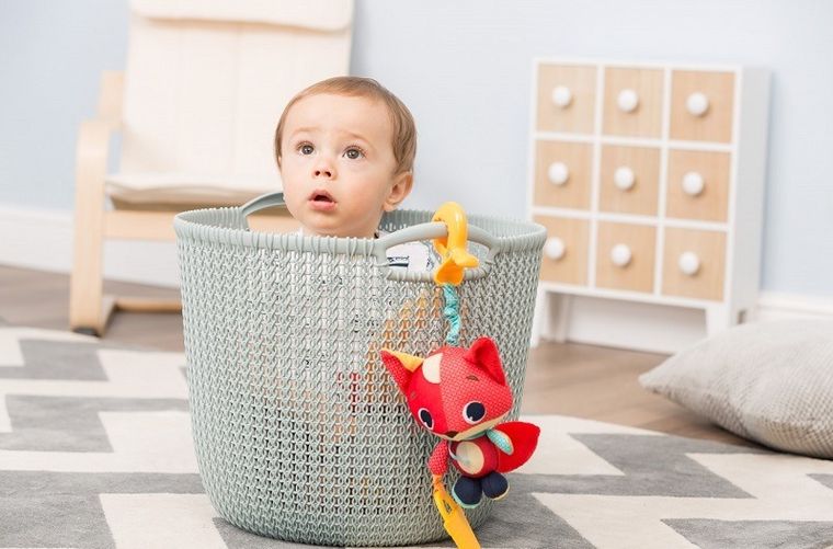 Tiny Love, Tiny Smarts, Lisek Christopher, wibrująca zawieszka