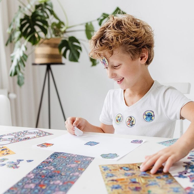 Totum, Lilo i Stitch, duży zestaw naklejek, 300 elementów