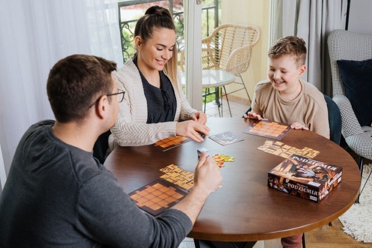 Trefl, Tajemnicze Podziemia, Edycja 2022, gra familijna