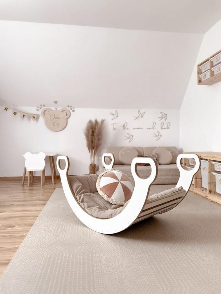 tupti.wood, poduszka do bujaka montessori, materac do dużego bujaka, beżowy