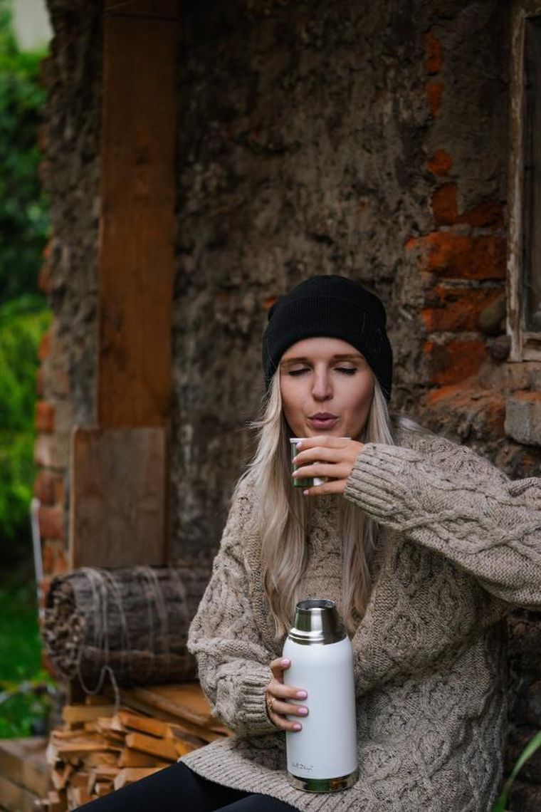 Vialli Design, Fuori, termos turystyczny, biały, 1l