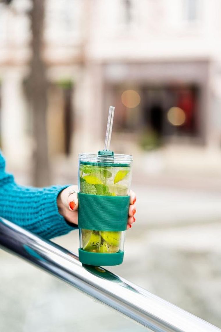 Vialli Design, kubek termiczny szklany ze słomką, 600 ml, zielony Fuori