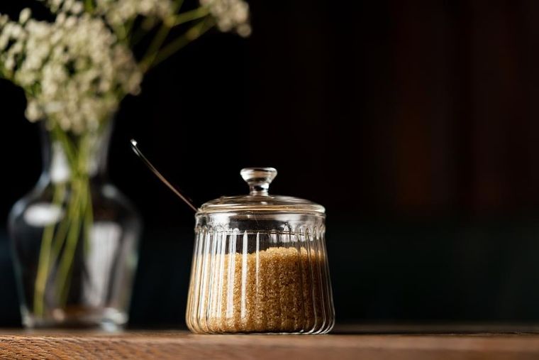 Vialli Design, Mia, cukiernica szklana z pokrywką, 250 ml