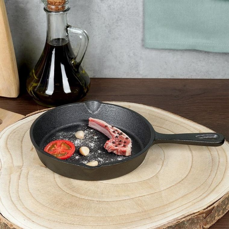 Vilde, patelnia żeliwna, Cast Line, 15 cm