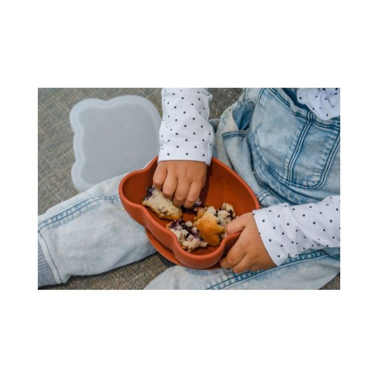 We Might Be Tiny, Miś, silikonowa miseczka z przyssawką i pokrywką, rust