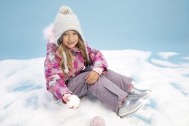 Idealna kurtka na zimę dla dziecka. Jaki model wybrać? Po czym poznać naprawdę ciepłą kurtkę?