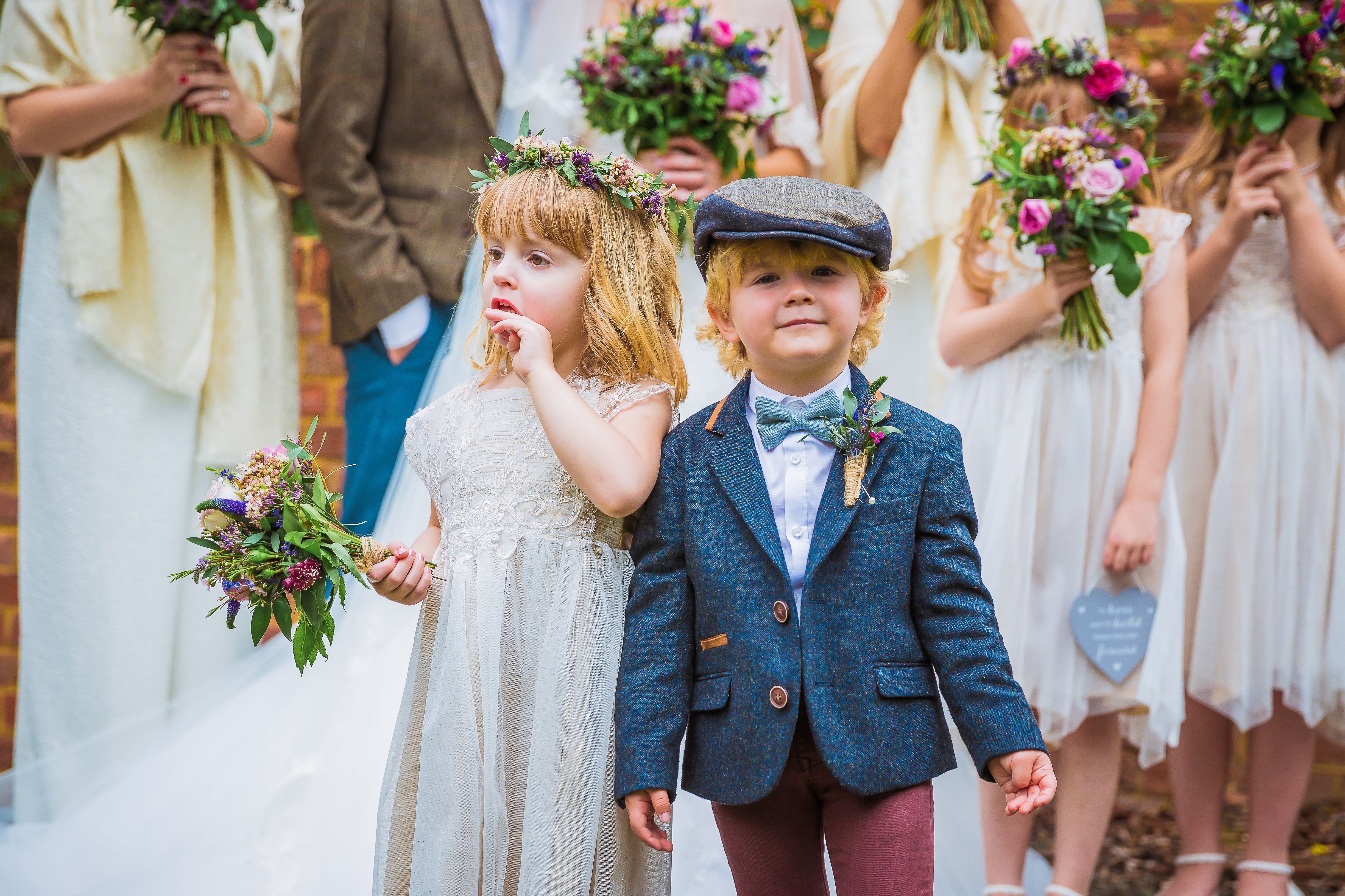Jak modnie ubrać chłopca na wesele?